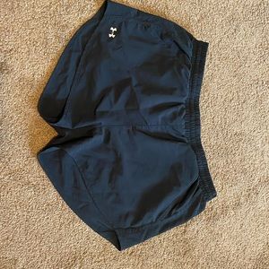 underarmer running shorts